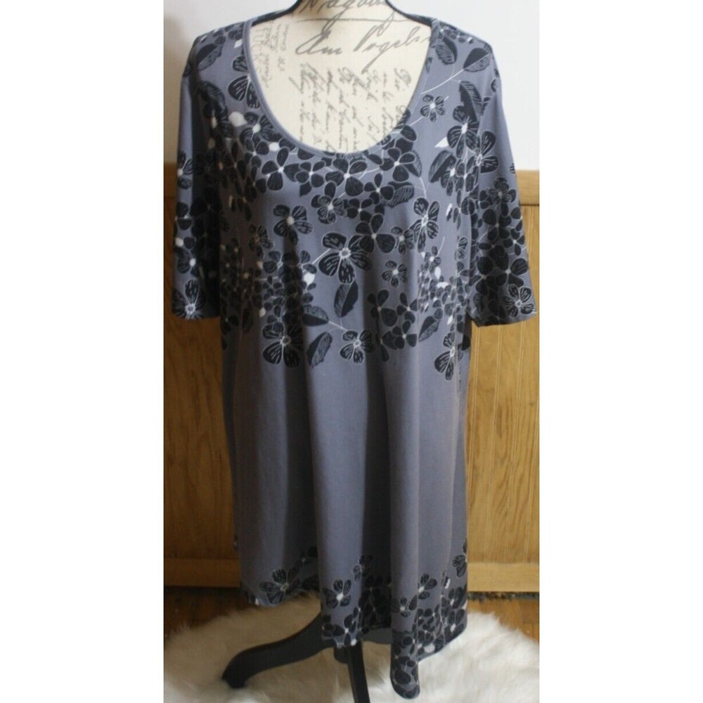 Azalea Women Gray & Black Flower Asymetrical Hem Casual Dress Plus2X SS Knit GUC